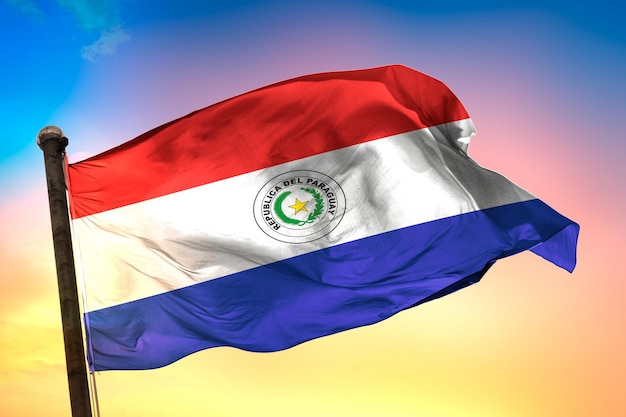 Paraguay-Landesflagge, Flagge 3d und farbiger Hintergrund.