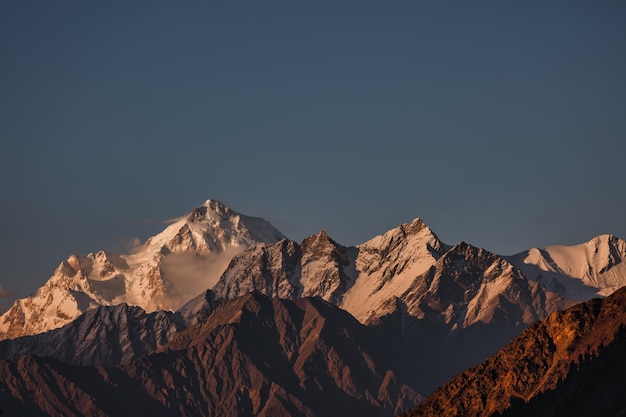 paraíso na terra, Nanga Parbat de Fairy Meadows, Gilgit-Baltistan, Paquistão,