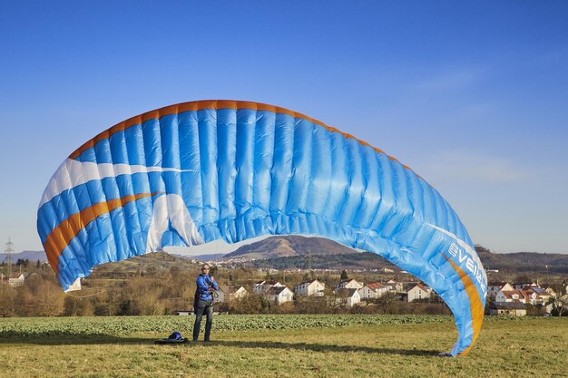 parapente en la ciudad