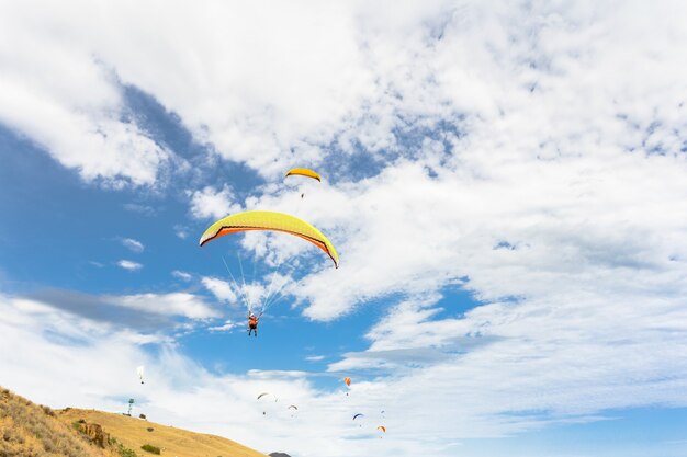 Paraplane volando alto