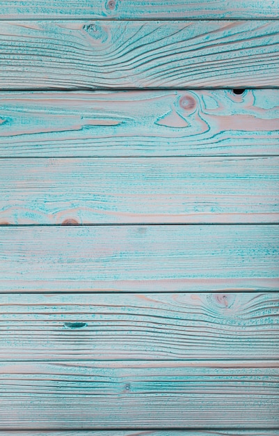 Pared de madera azul, pintada en estilo shabby chic