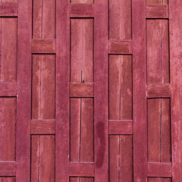 Pared tailandesa roja