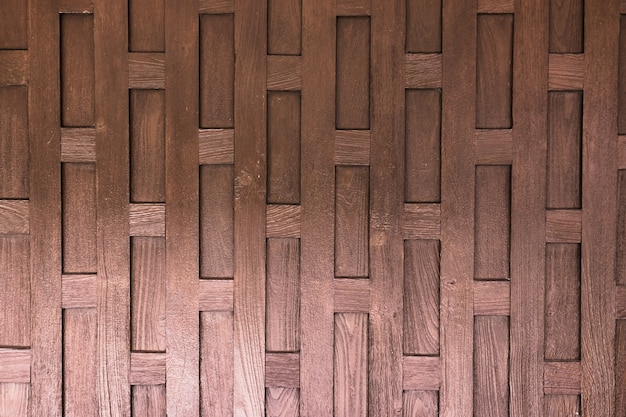 Foto parede de madeira marrom com listras verticais