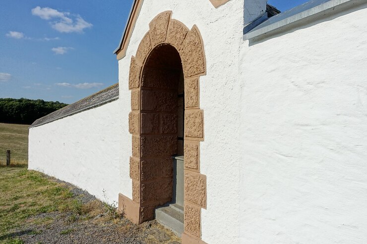 Foto parede de pedra de um edifício histórico contra o céu
