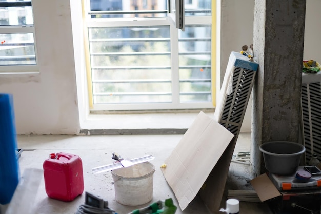 paredes de gesso no apartamento está em construção, remodelação, renovação, ampliação, restauração e reconstrução.