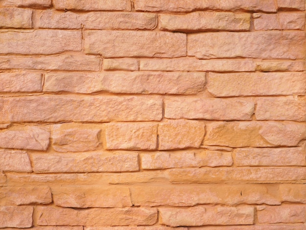Las paredes están hechas de bloques de ladrillo