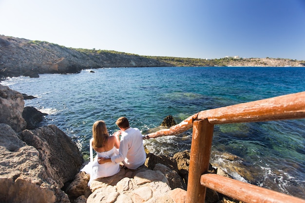 Pareja amor playa romance unidad concepto