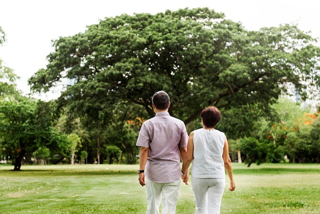 Pareja asiática Senior