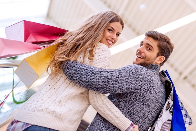 pareja, en, compras