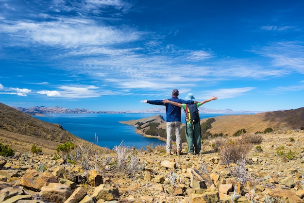 Pareja en la Isla del Sol, Lago Titicaca, Bolivia