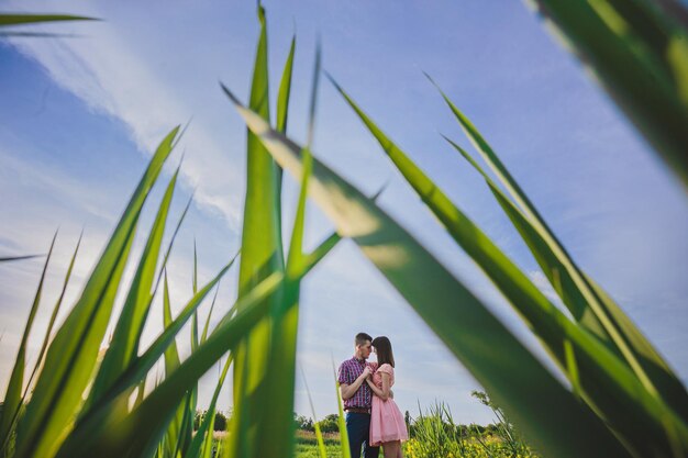 Pareja joven en el amor