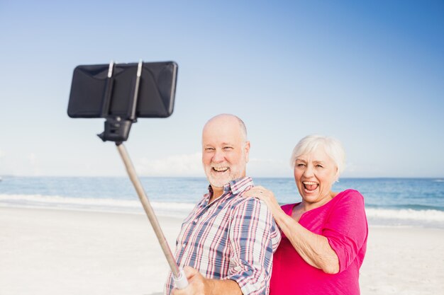 Pareja mayor, toma, selfie