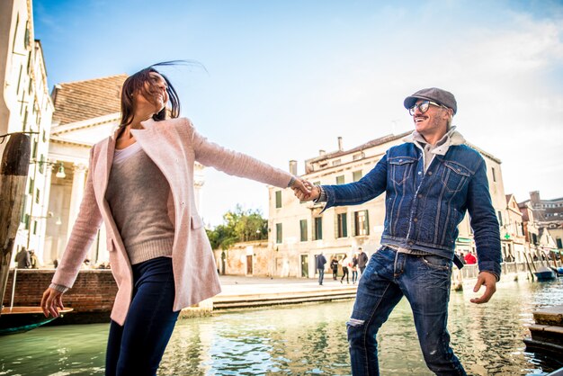 Pareja en venecia