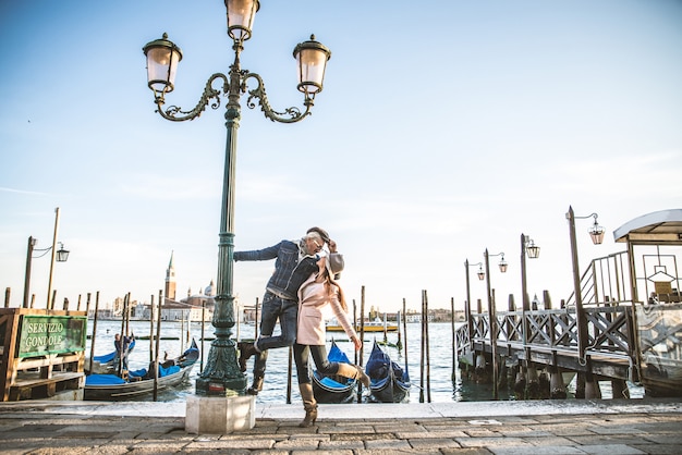 Pareja en venecia