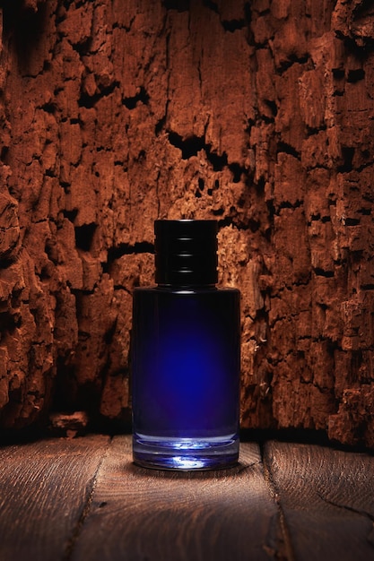 Parfümflasche Mockup auf leerem Hintergrund Duft Horizontales Foto mit Kopierbereich