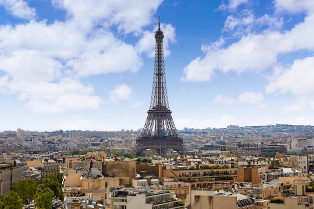 Paris-Eiffelturm und Skylineantenne Frankreich