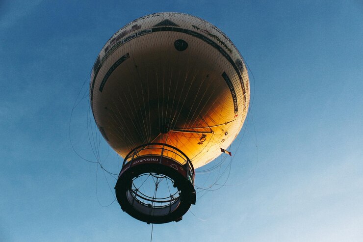 París Francia Atardecer Vuelo en globo