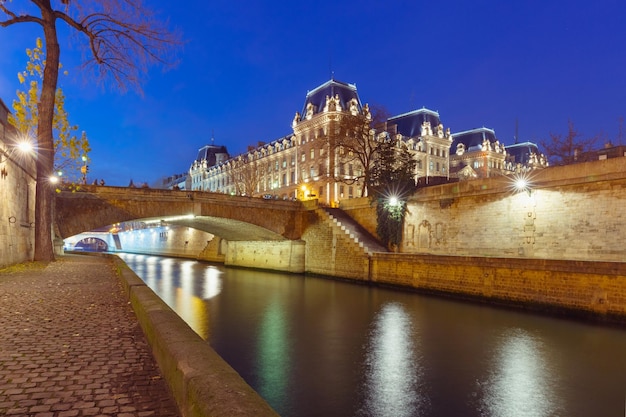 París de noche Francia