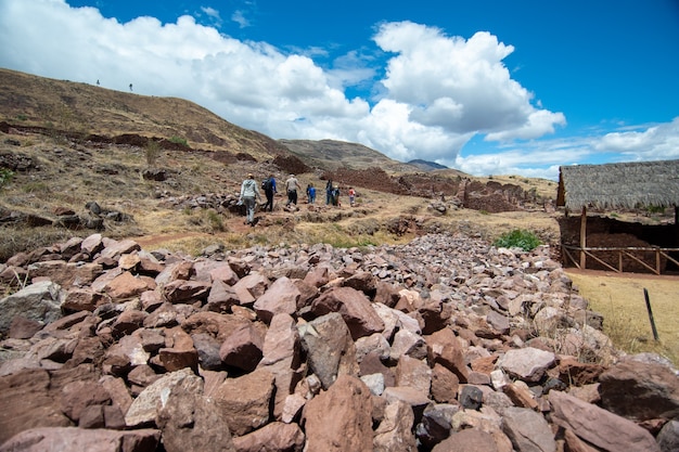 Parque arqueológico pikillaqta lucre provincia de quispicanchi departamento de cusco perú