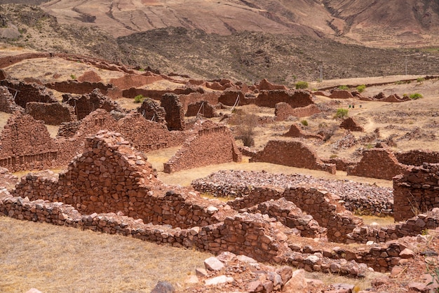 Parque arqueológico pikillaqta lucre provincia de quispicanchi departamento de cusco perú