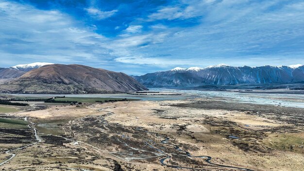 El parque de conservación árido y árido de Hakatere, bordeado por los Alpes del Sur