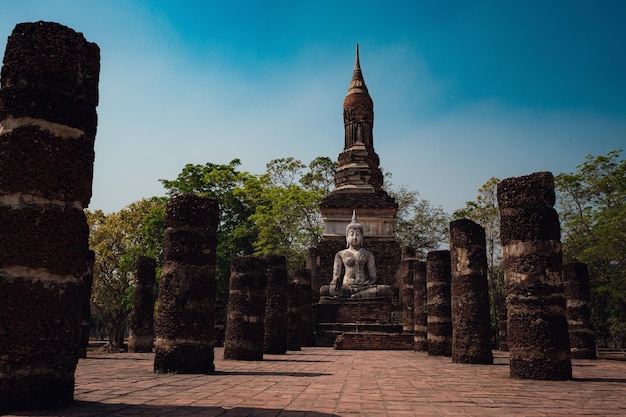 Parque histórico de sukhothai, patrimônio mundial da unesco na tailândia