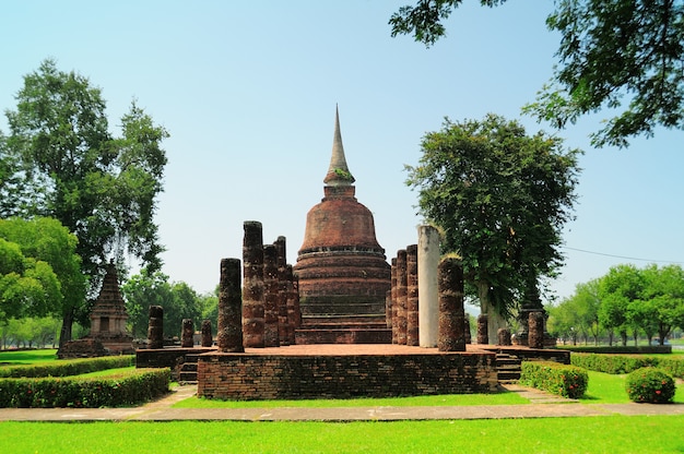 Parque histórico de sukhothai, província de sukhothai, tailândia