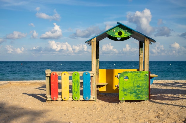 Parque infantil en la playa