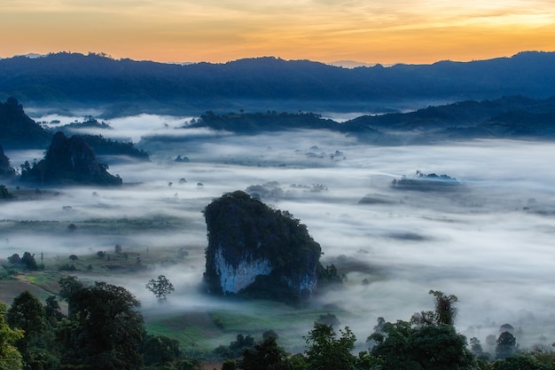 Parque nacional de Phu Langka en la provincia de Phayao