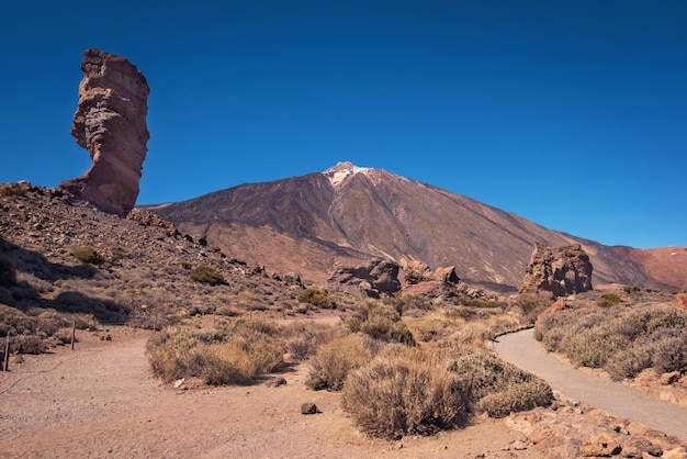 Parque nacional del Teide en un día soleado Tenerife