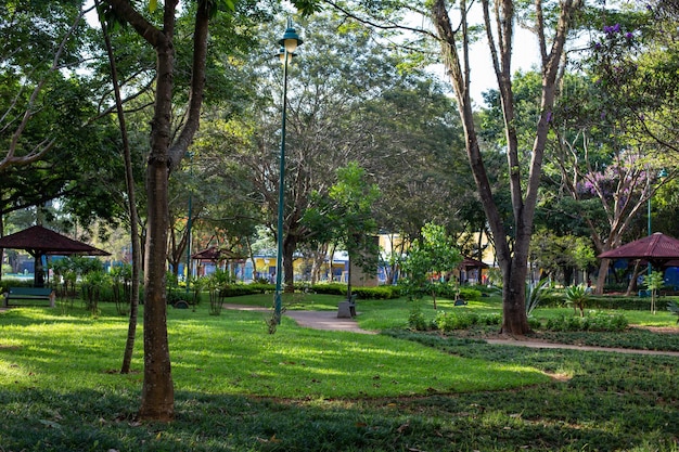 Parque Santos Dumont en Sao Jose dos Campos Brasil Réplica del avión 14 Bis y Bandeirante