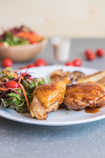 Parrilla De Pollo Con Salsa De Teriyaki