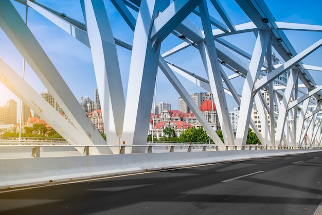 Parte da ponte de estrutura de aço em Tianjin, China