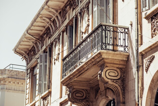 Foto parte del edificio colonial británico