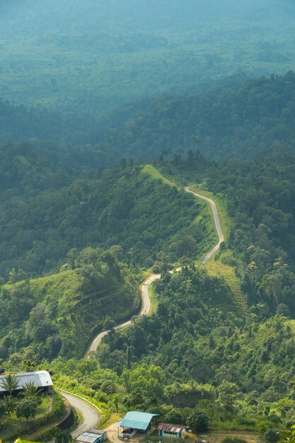 Parte superior de la carretera de montaña