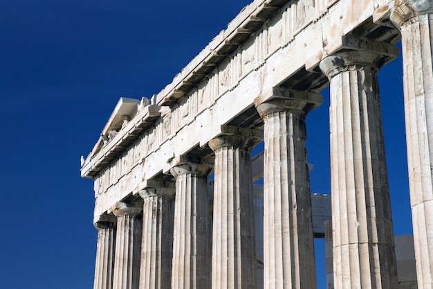 Partenón en la acrópolis de atenas, grecia