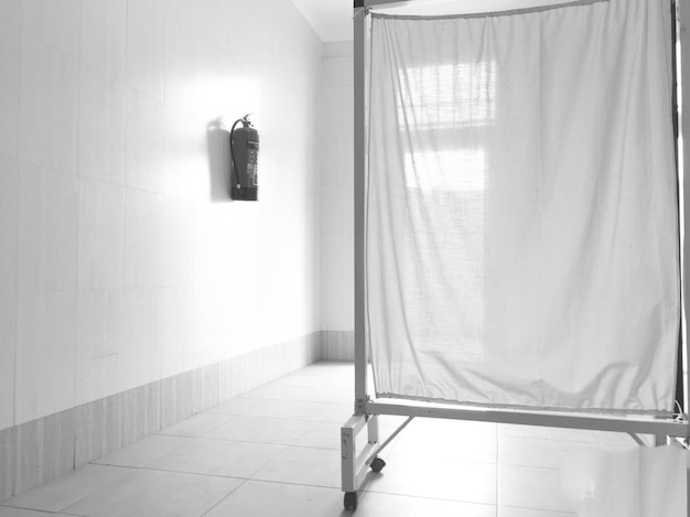 Foto partición de cortina en el hospital