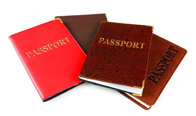 Pasaportes aislado en blanco