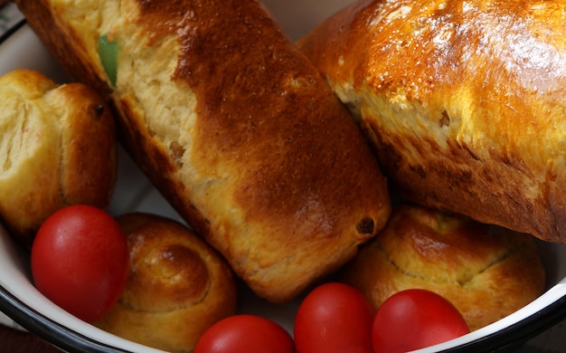 Páscoa e pão de Natal. Comida romena