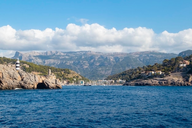 Paseo en barco desde Port de Sóller hasta Sa Calobra con una vista increíble de la costa acantilada de Mallorca