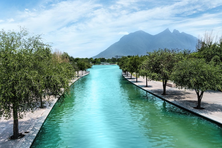 Paseo Santa Lucía Monterrey Nuevo León México
