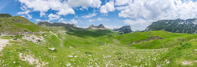 El paso de montaña Sedlo se encuentra en el norte de Montenegro.