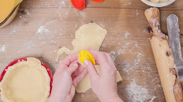 Paso a paso. Hacer masa de tarta desde cero para hornear tarta de calabaza.