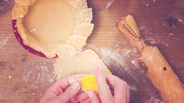 Paso a paso. Hacer masa de tarta desde cero para hornear tarta de calabaza.