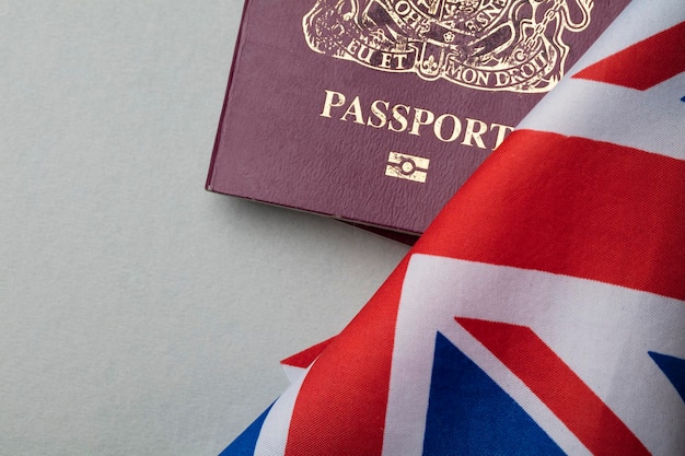 Passaporte do Reino Unido com bandeira Union Jack Grã-Bretanha