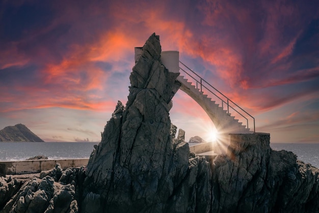 Passeio marítimo de México Mazatlan El Malecon com praias turísticas de vigias oceânicos e paisagem cênica