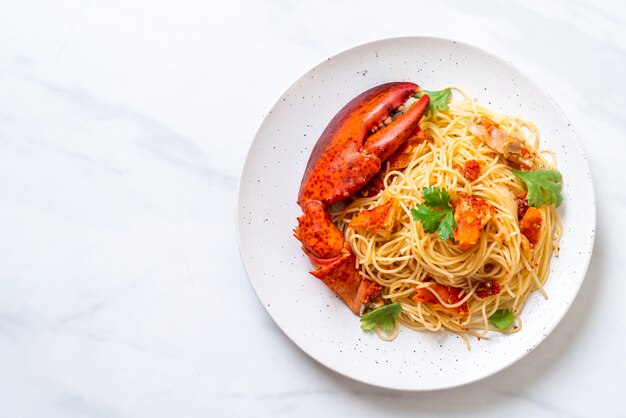 Pasta all&#39;astice o Espaguetis De Langosta