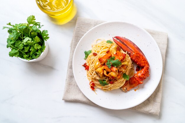 Pasta all&#39;astice o Espaguetis De Langosta