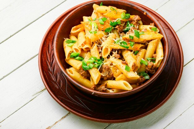 Pasta apetitosa con carne picada