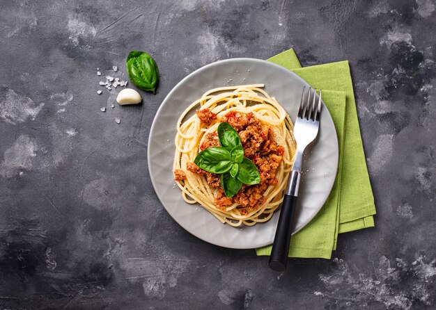 Pasta Bolognese. Spaghetti mit Fleischsoße